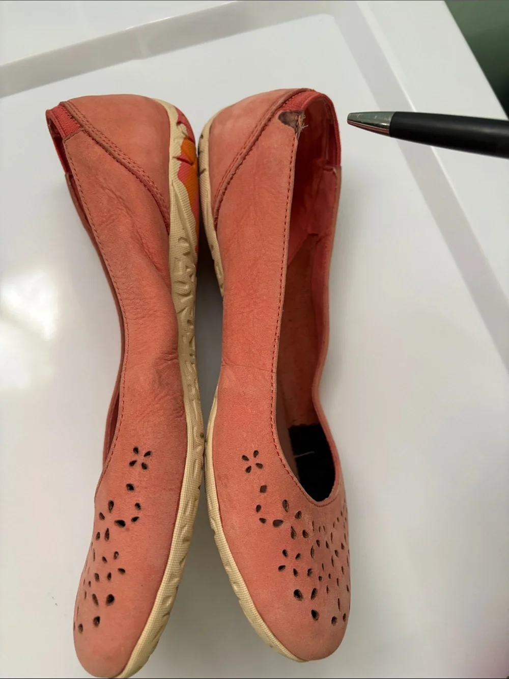 MERREL PEACH SUEDE FLATS